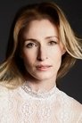 Genevieve O'Reilly isMon Mothma